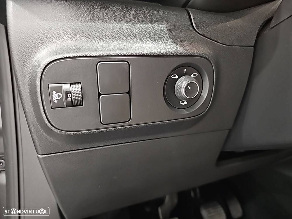 Citroën C3 1.2 PureTech C-Series - 23
