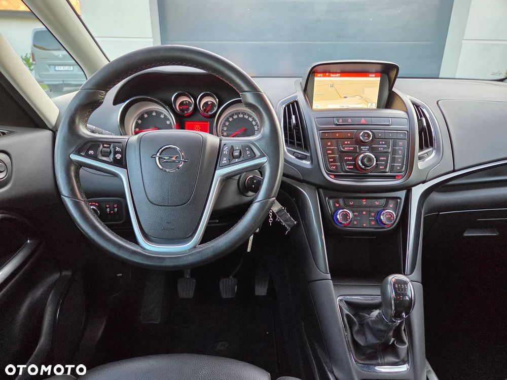 Opel Zafira - 14
