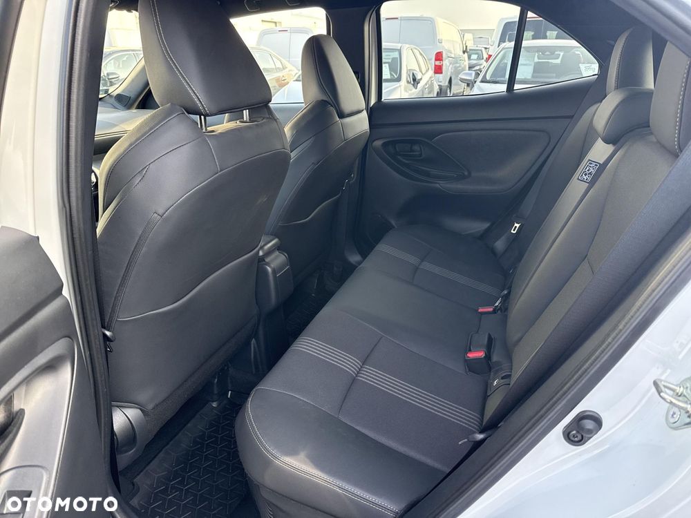 Toyota Yaris Cross Hybrid 1.5 Adventure - 15