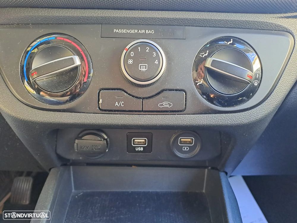 Hyundai i10 - 16