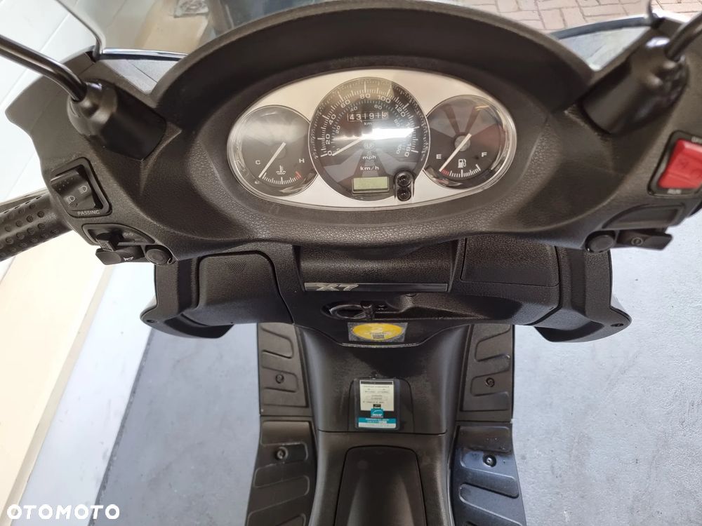 Piaggio X7 - 11