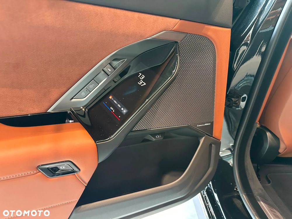 BMW Seria 7 - 28