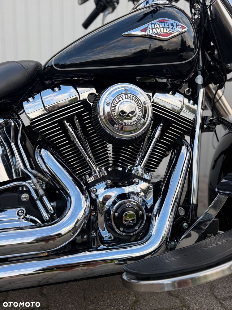 Harley-Davidson Softail Heritage Classic - 2