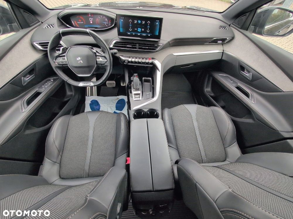 Peugeot 5008 1.6 PureTech GT S&S EAT8 - 8