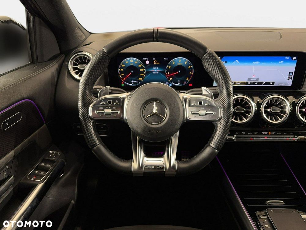 Mercedes-Benz GLA - 19