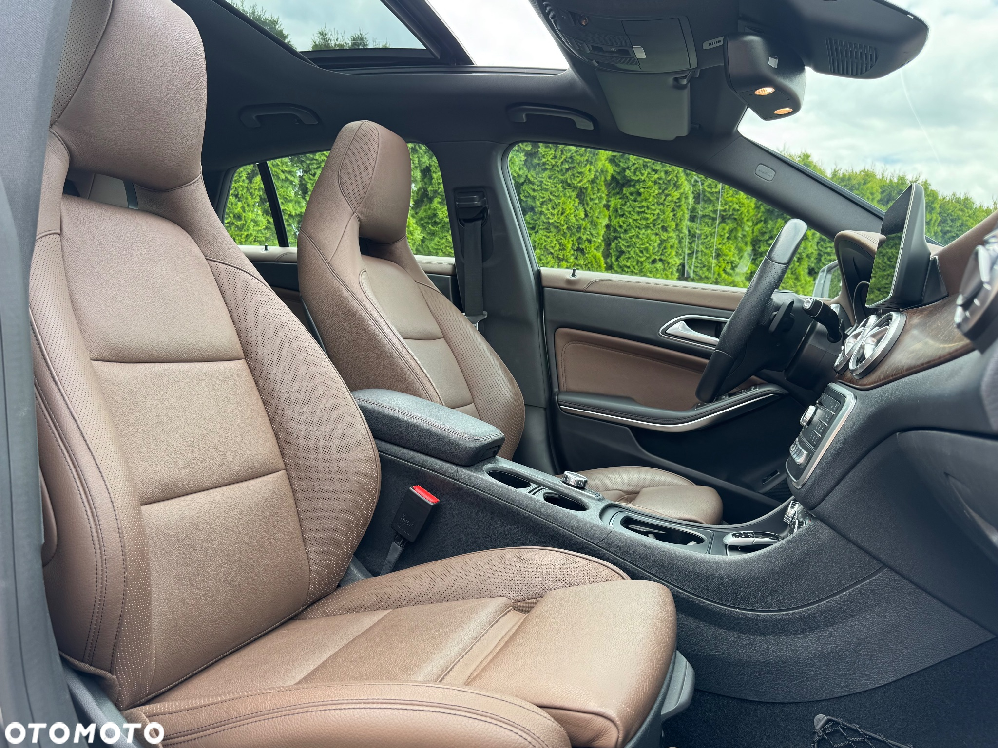 Mercedes-Benz CLA 220 d 4-Matic - 8