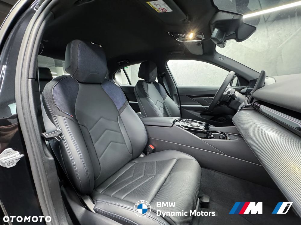 BMW Seria 5 - 21