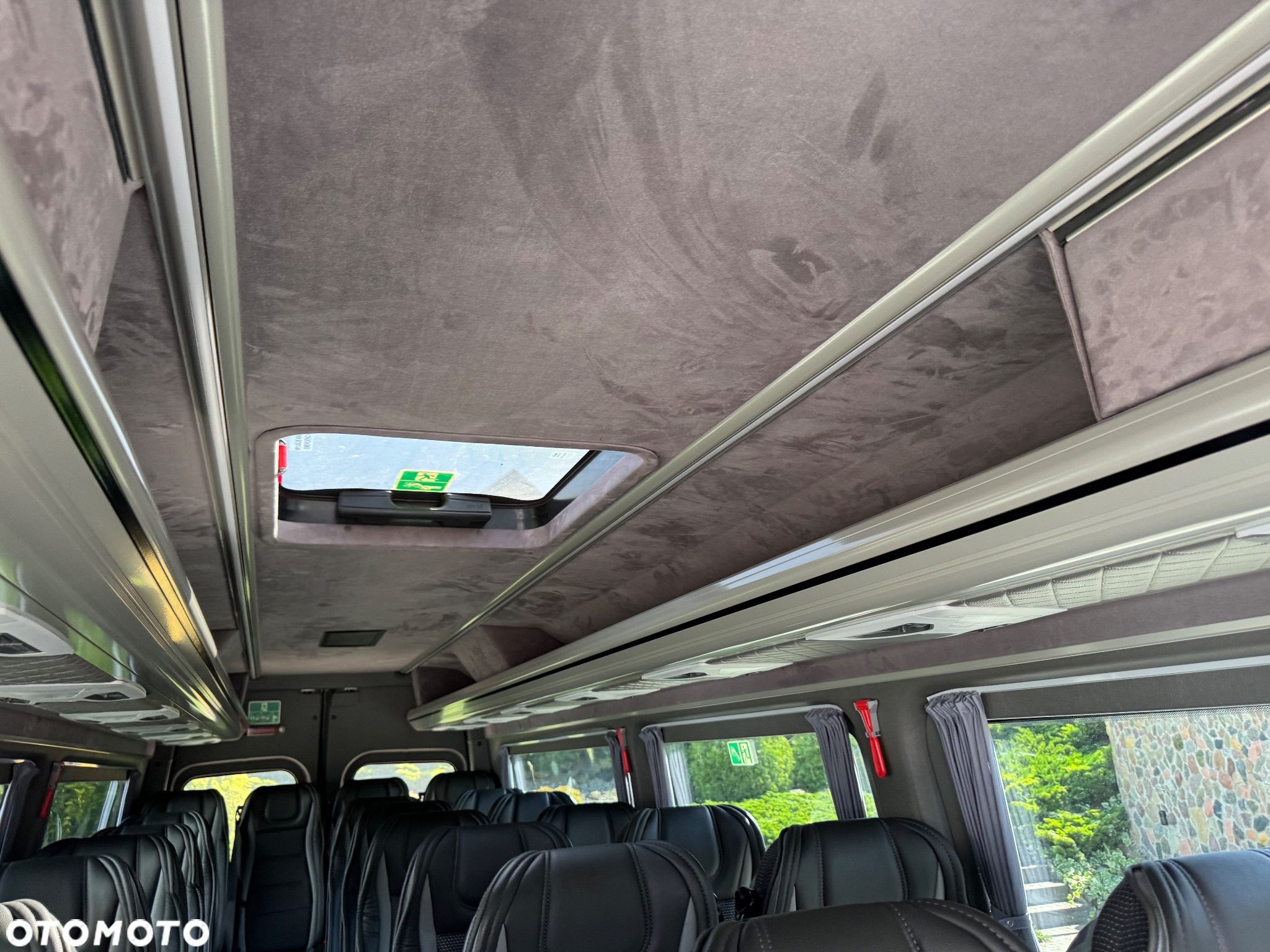 Mercedes-Benz Sprinter 519 - 25