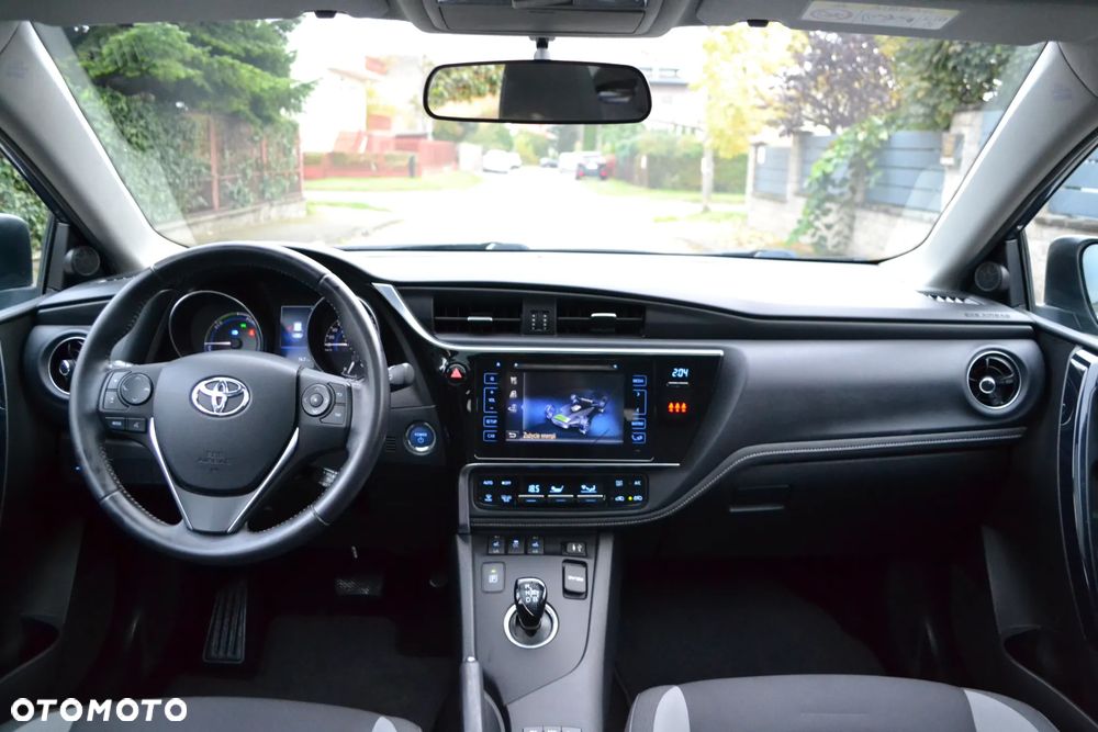 Toyota Auris - 24
