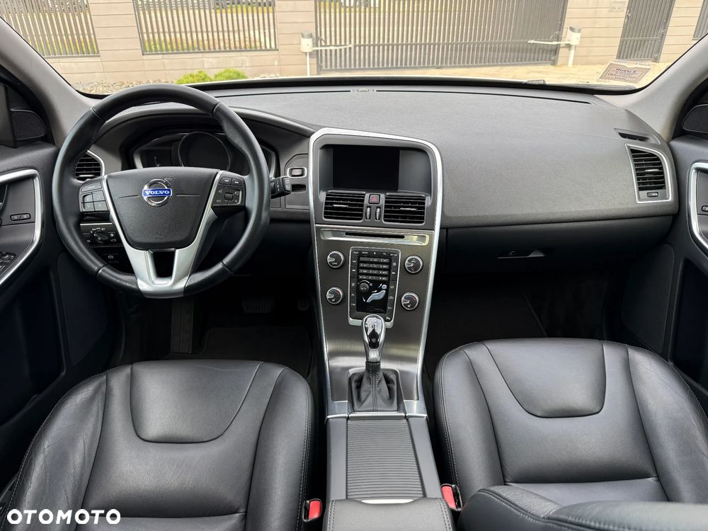 Volvo XC 60 D4 Geartronic Summum - 19