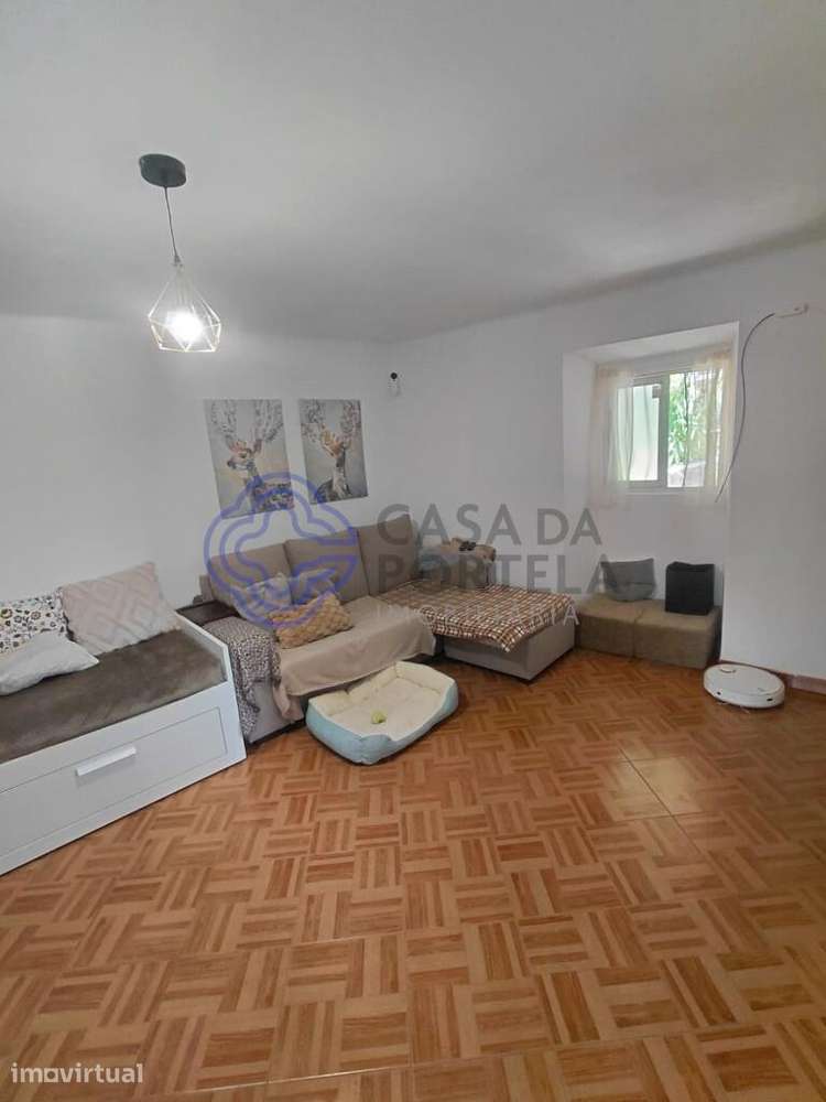 Moradia T2 com jardim e anexos| Vale Maceira|Lousã - Grande imagem: 4/43