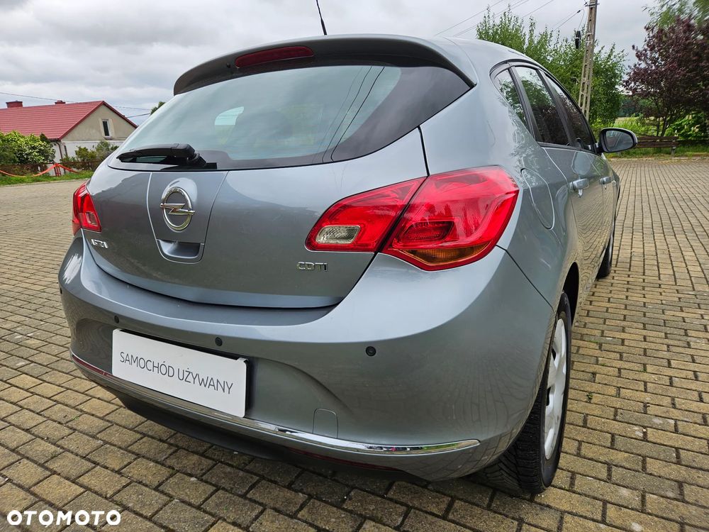 Opel Astra IV 1.6 CDTI Essentia - 8