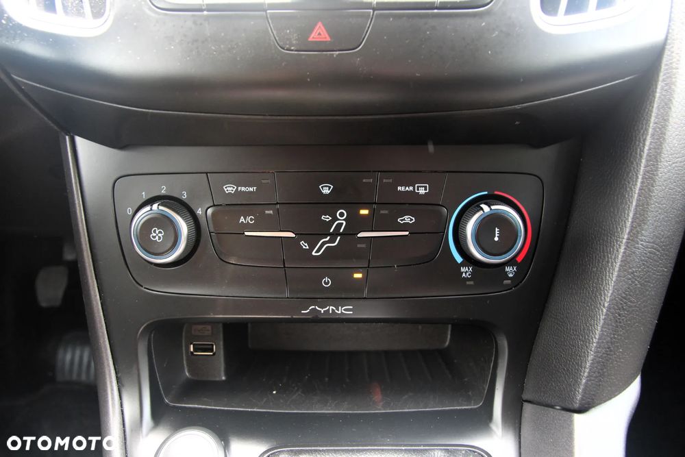Ford Focus 1.6 TDCi DPF Start-Stopp-System Business - 28
