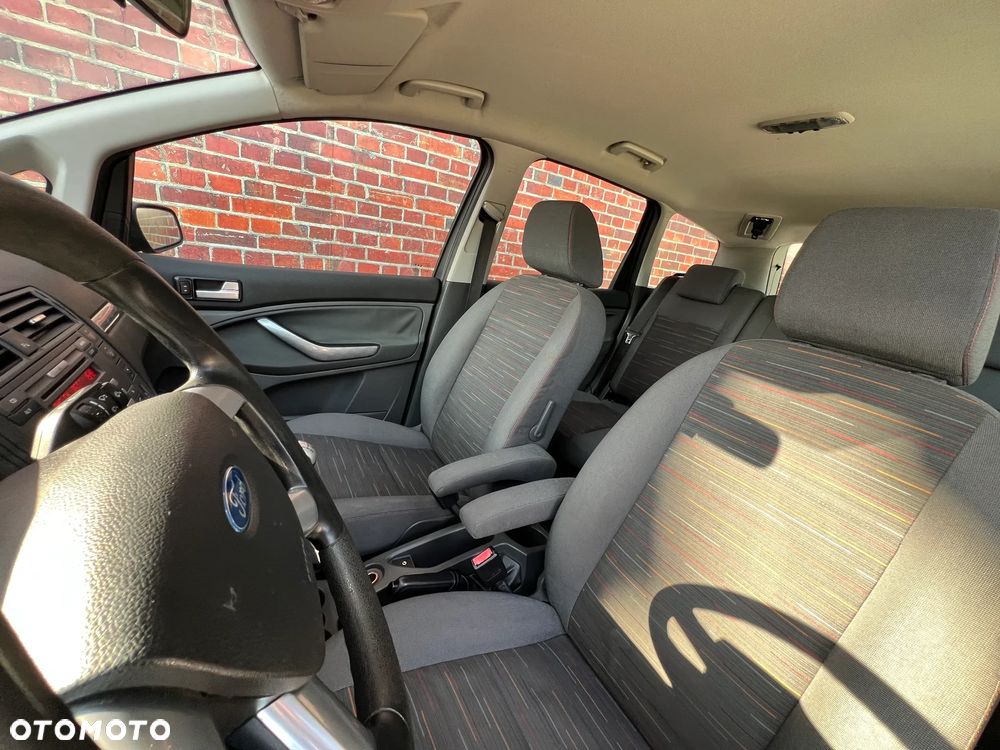 Ford Focus C-Max - 13