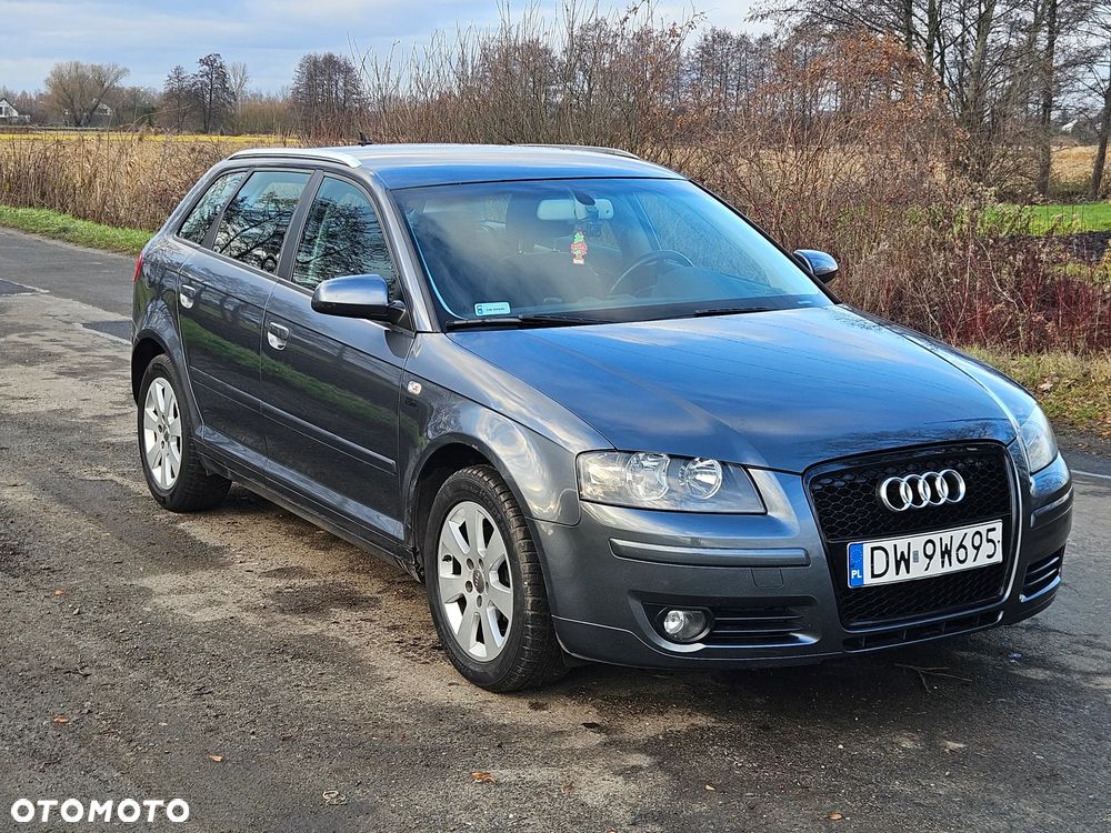 Audi A3 Sportback 1.4 TFSI Attraction - 2