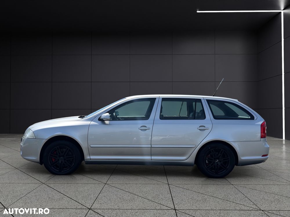 Skoda Octavia 2.0 TDI RS - 10