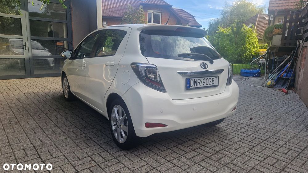 Toyota Yaris Hybrid 1.5 VVT-i Comfort mit Design Paket - 6