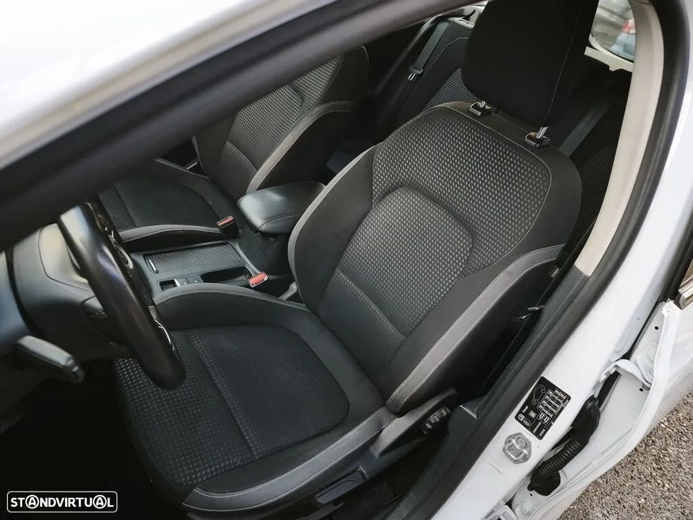 Ford Focus SW 1.5 EcoBlue S&S TITANIUM DESIGN - 12