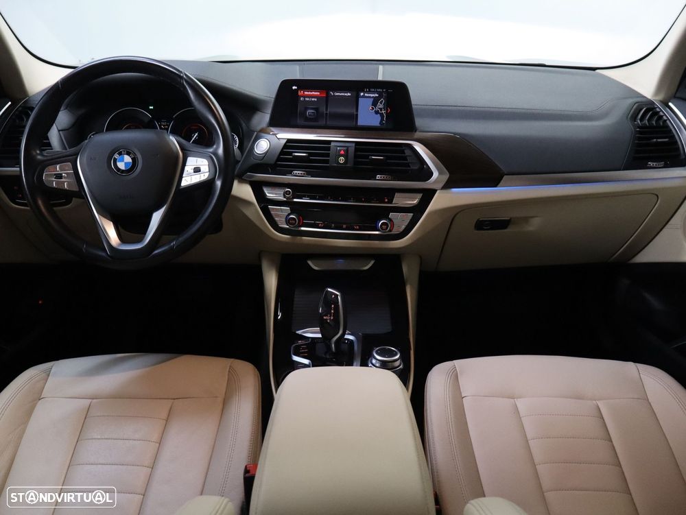 BMW X3 30 e xDrive Line Luxury - 11