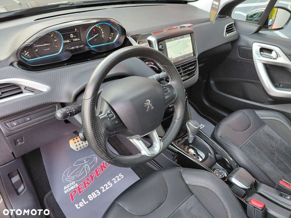 Peugeot 2008 - 12