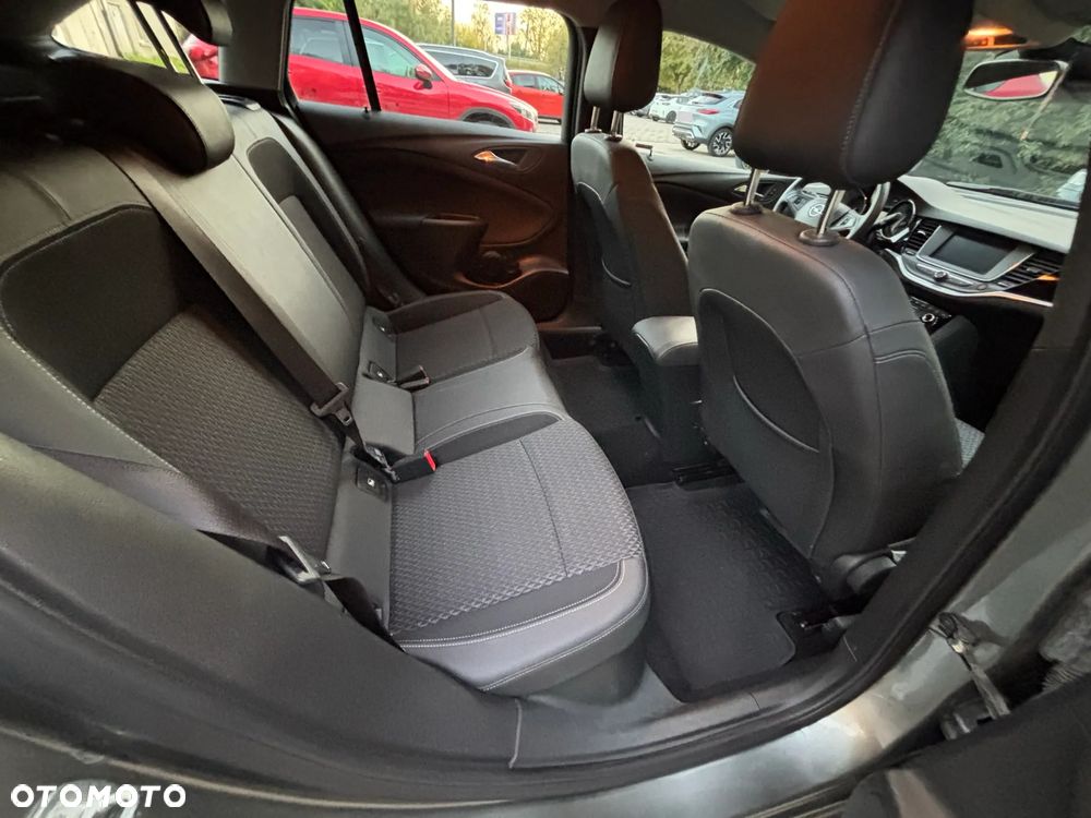 Opel Astra 1.4 T Elite - 22