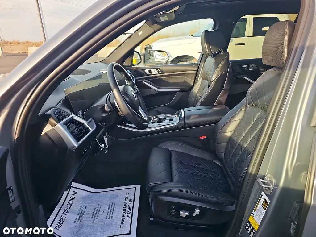 BMW X5 xDrive40i - 7