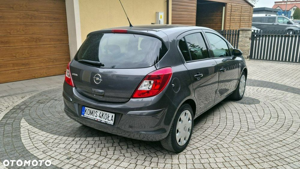 Opel Corsa - 3