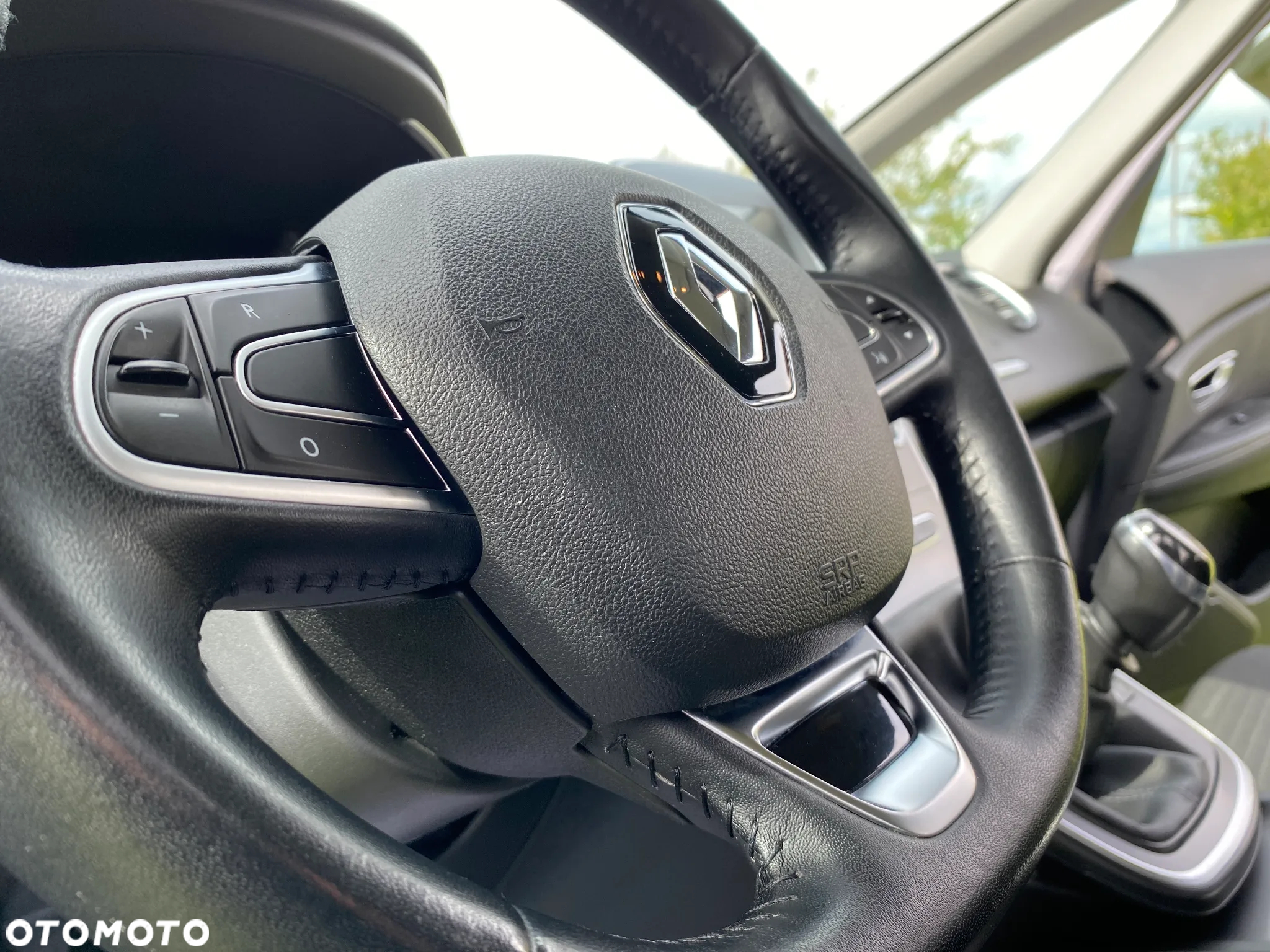 Renault Scenic - 28