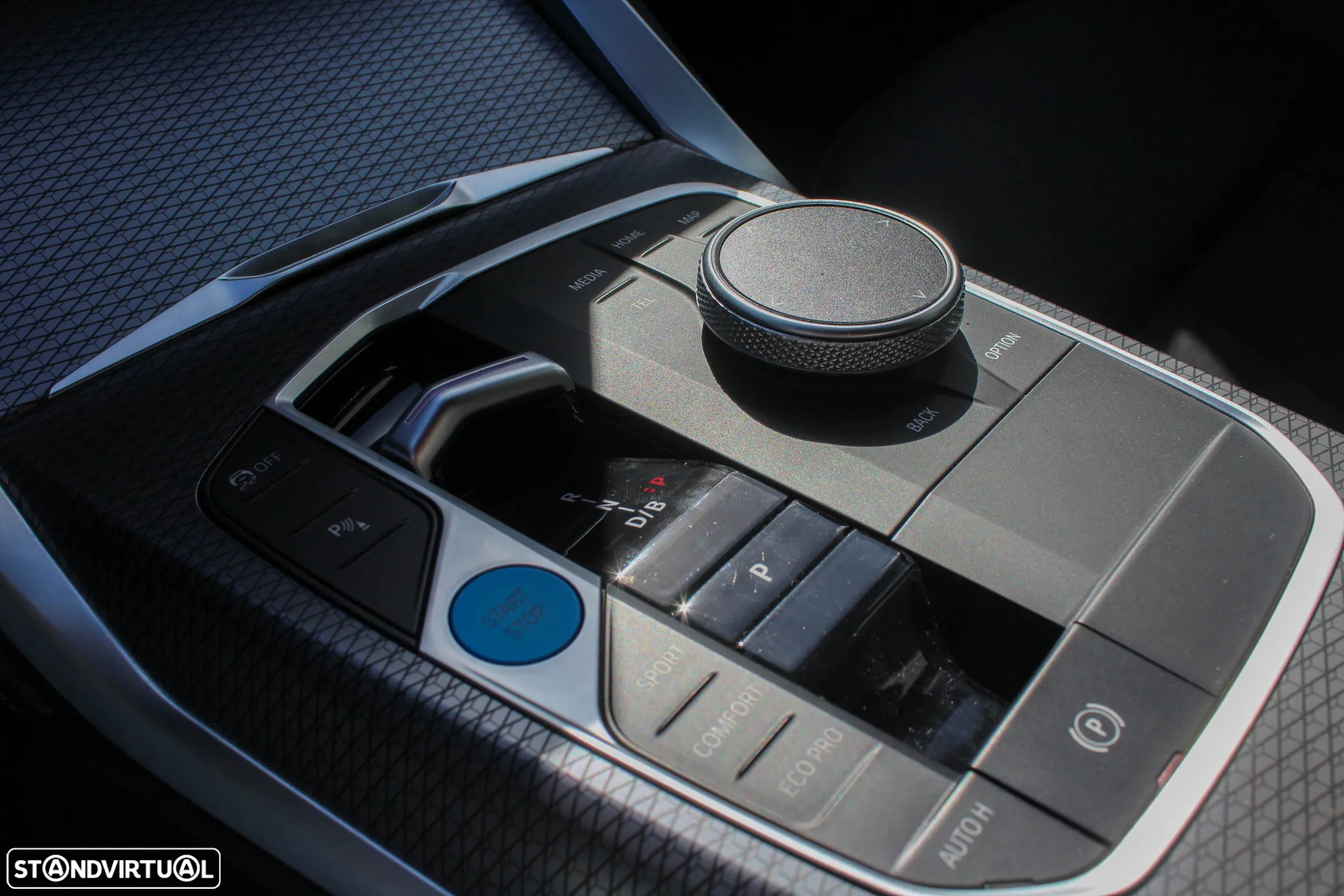 BMW i4 eDrive40 Pack Desportivo M - 17