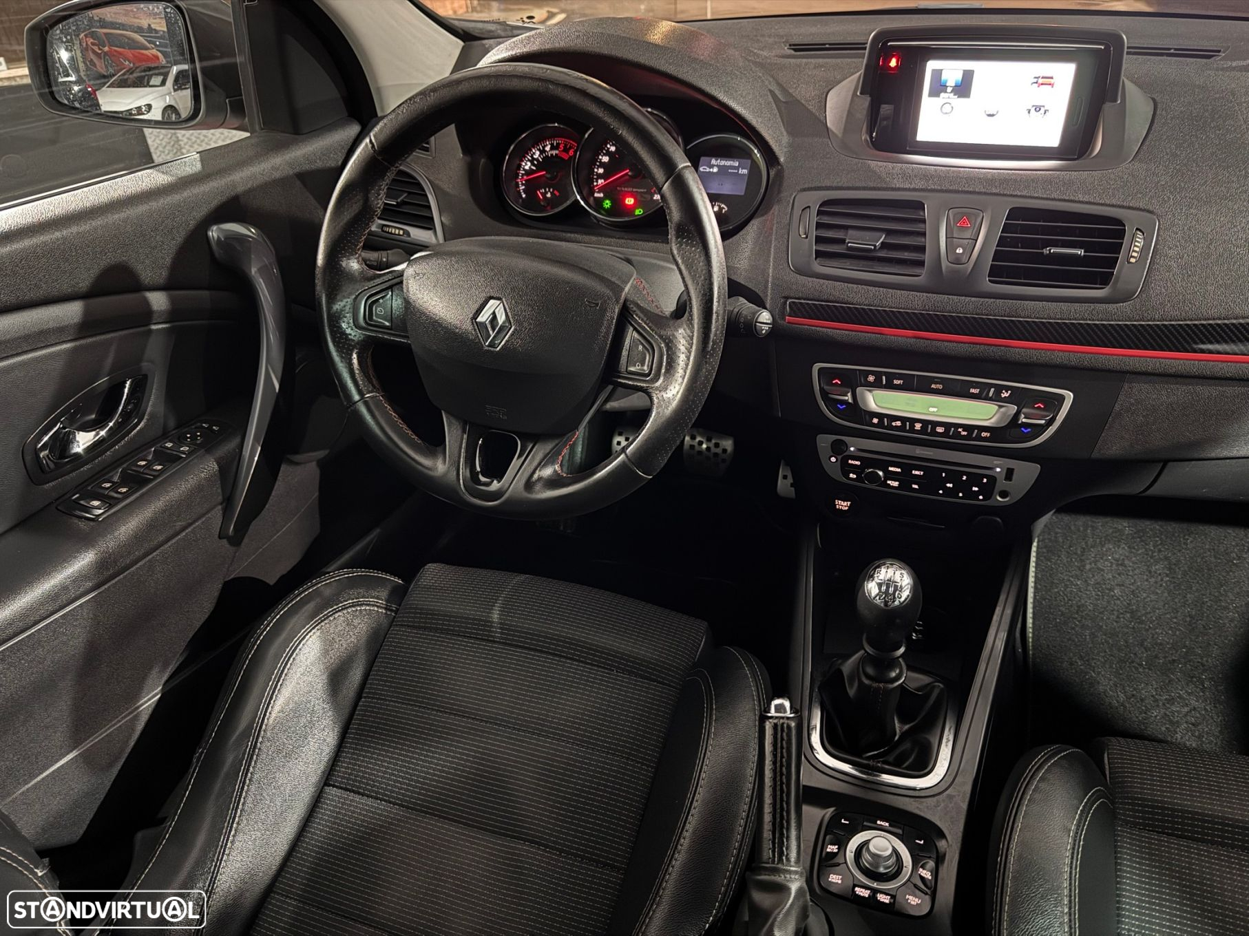 Renault Mégane 1.5 dCi GT Line SS - 14