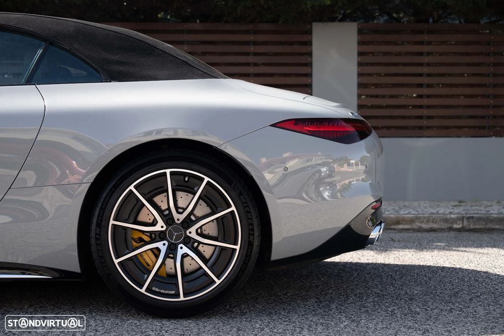 Mercedes-Benz SL 43 AMG Standard - 8