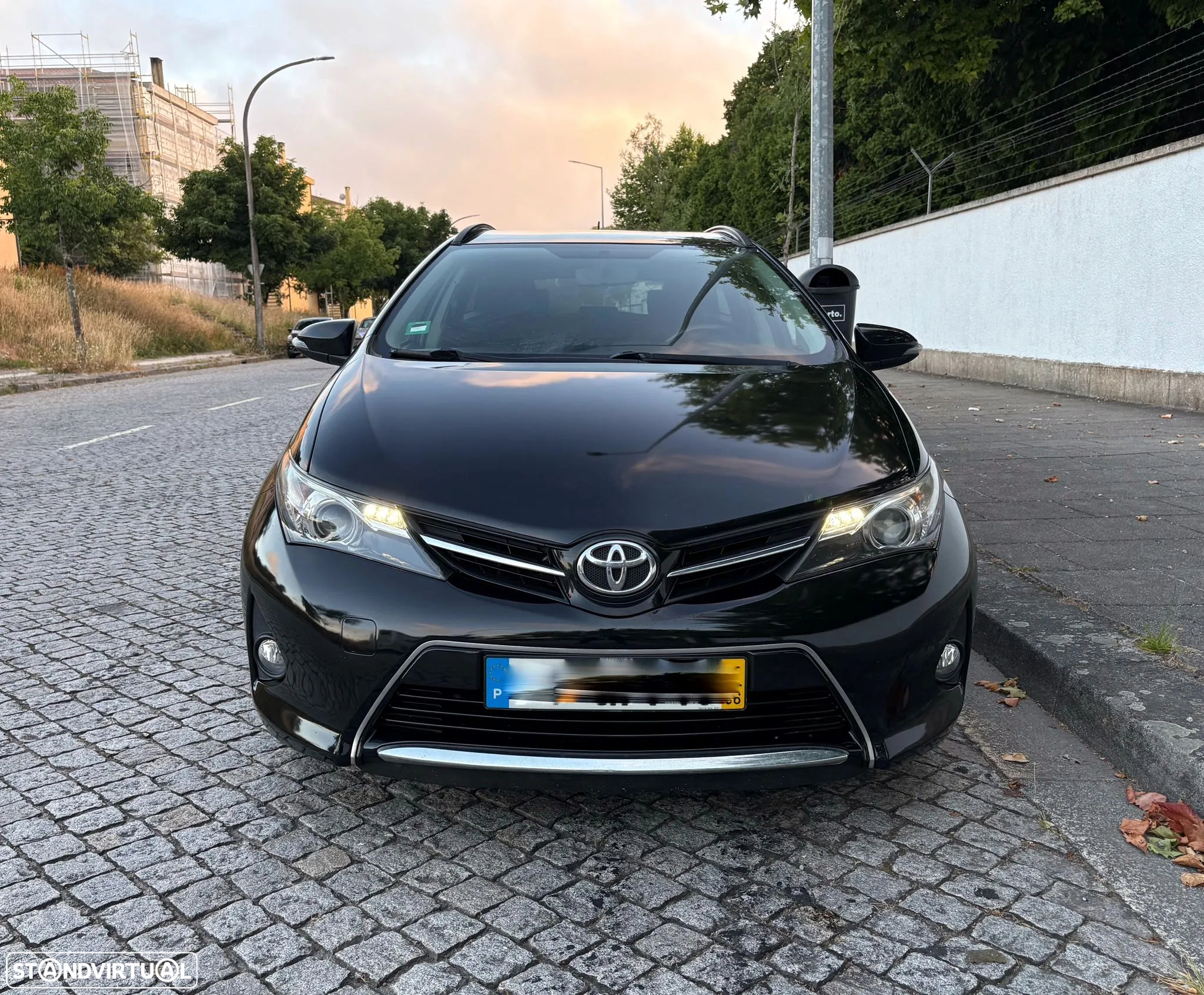 Toyota Auris Touring Sports 1.4 D-4D Comfort+Pack Sport - 11