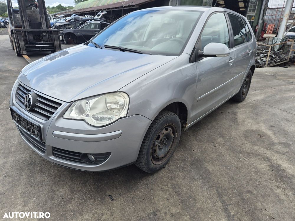 Dezmembram Volkswagen Polo 9N 2007 1.4 Benzina Automat - 2