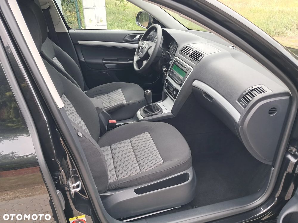 Skoda Octavia 1.6 SPORT EDITION - 16