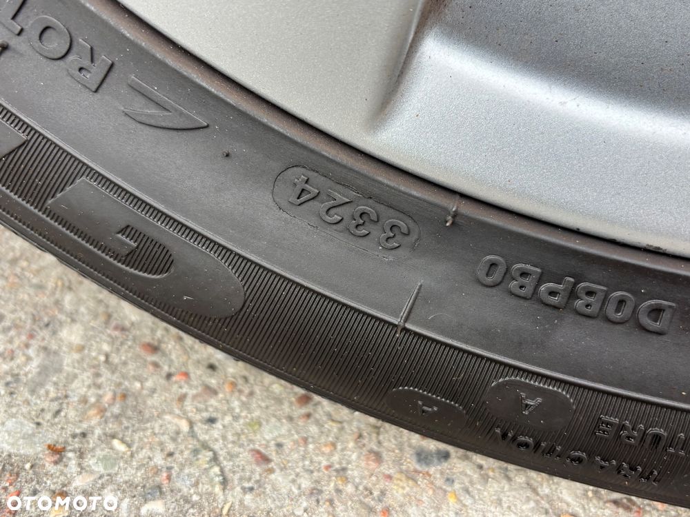 Mazda 2 1.3 Exclusive - 22