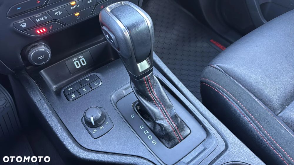 Ford Ranger 2.0 EcoBlue 4x4 DC Wildtrak - 29