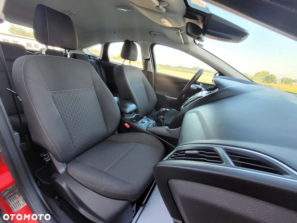 Ford Focus - 18