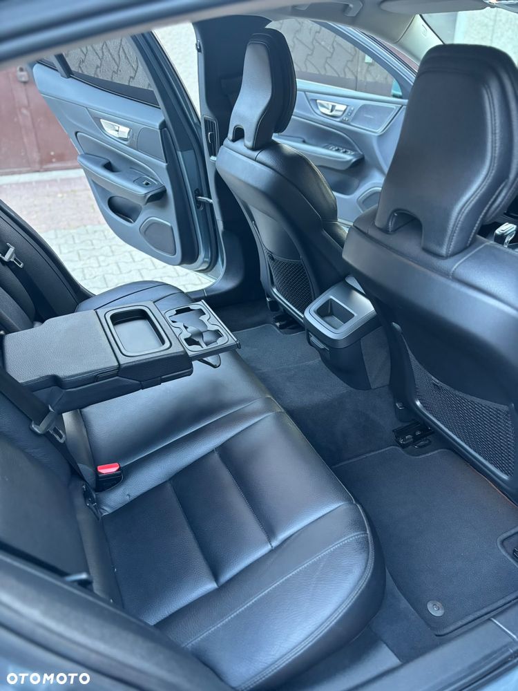 Volvo S60 T4 Inscription - 9