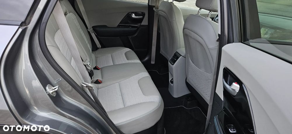 Kia Niro 1.6 GDI Plug-in Hybrid XL - 9