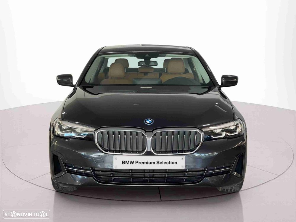 BMW 530 e Line Luxury - 2