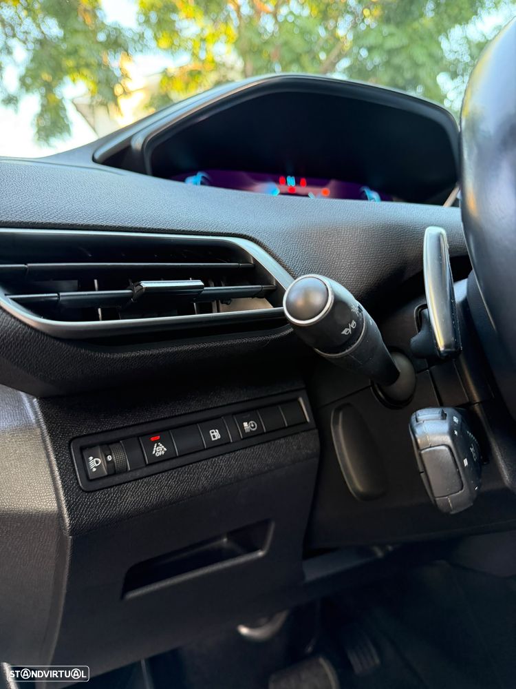 Peugeot 3008 - 13