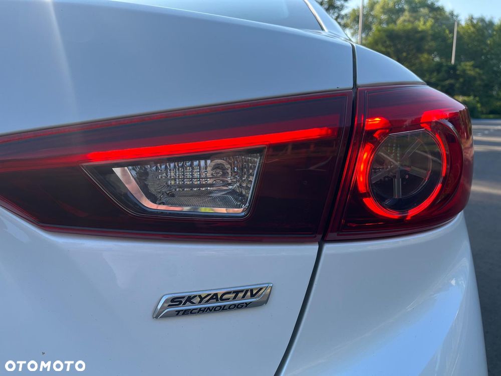 Mazda 3 2.0 Skyenergy EU6 - 17