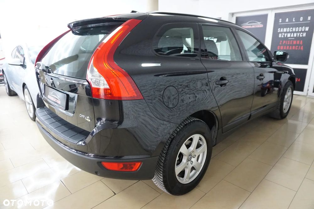Volvo XC 60 DRIVe Kinetic - 9