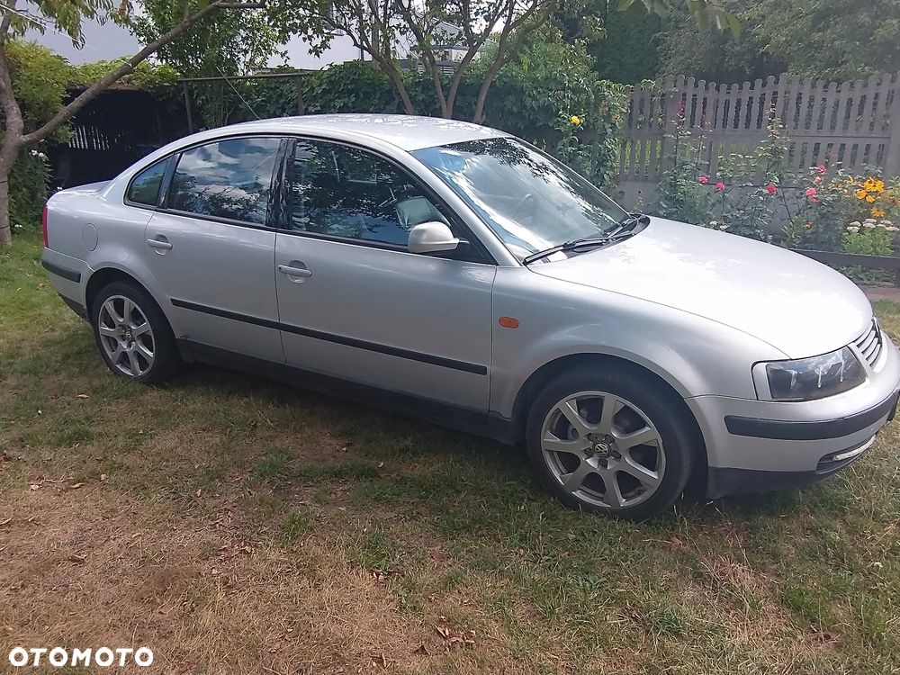 Volkswagen Passat 1.8T Comfortline - 5