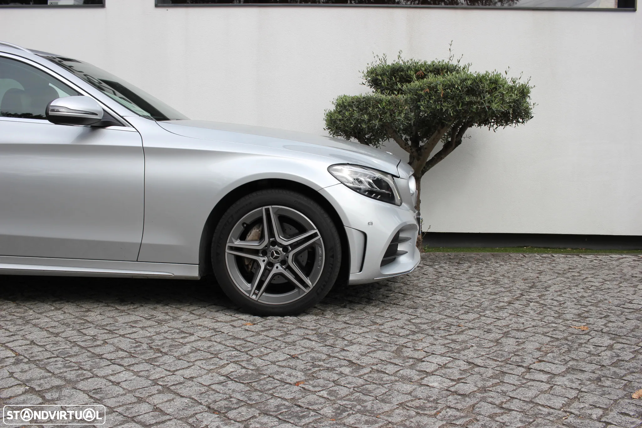 Mercedes-Benz C 220 d AMG Line - 3
