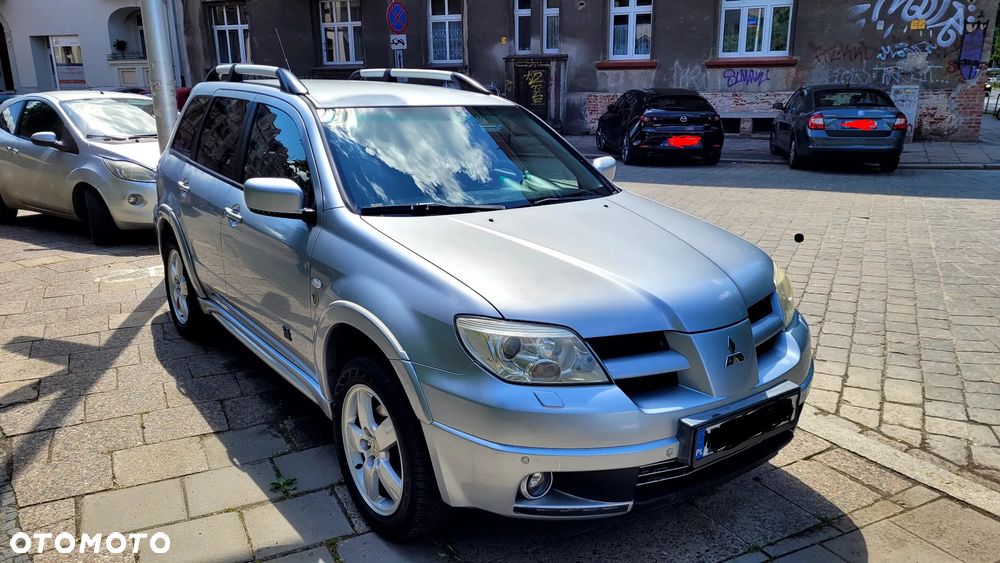 Mitsubishi Outlander - 6