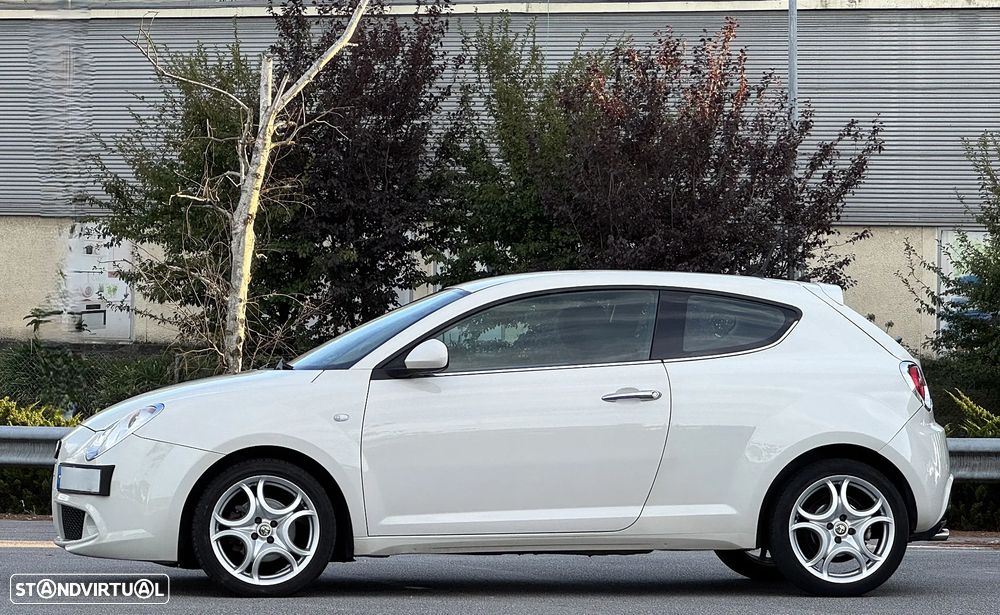 Alfa Romeo MiTo 1.6 JTD Distinctive S&S - 7