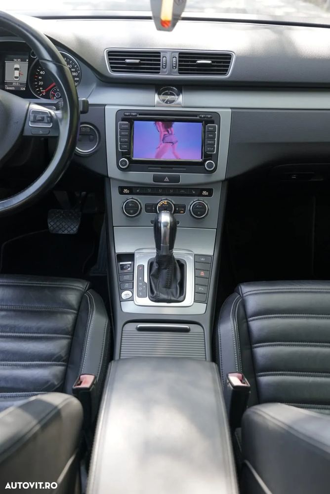 Volkswagen Passat CC 2.0 TDI BlueMotion Technology DSG Exclusive - 27