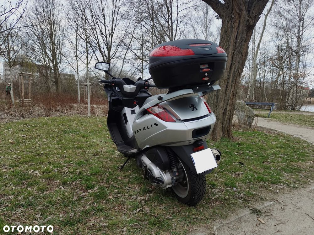 Peugeot Satelis - 3