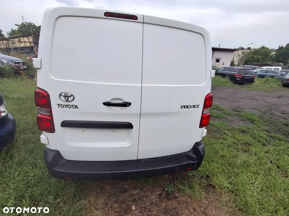 Toyota PROACE - 3
